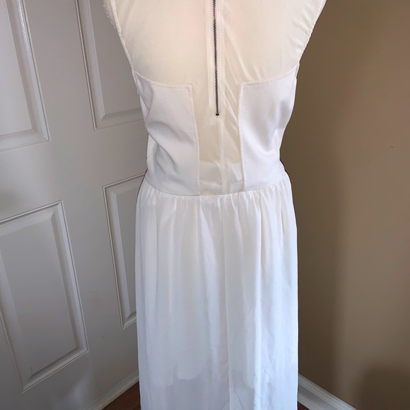 Dress - Picture 5 of 5